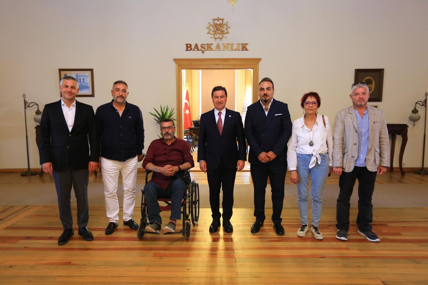 Bodrum Gazeteciler Cemiyeti, Belediye Başkanı Ahmet Aras'ı Ziyaret Etti